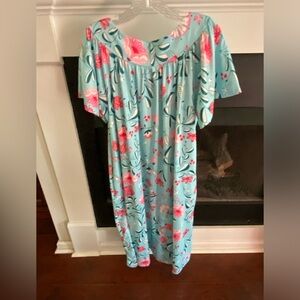 Women’s very nice blue multi dress, you’ll love it